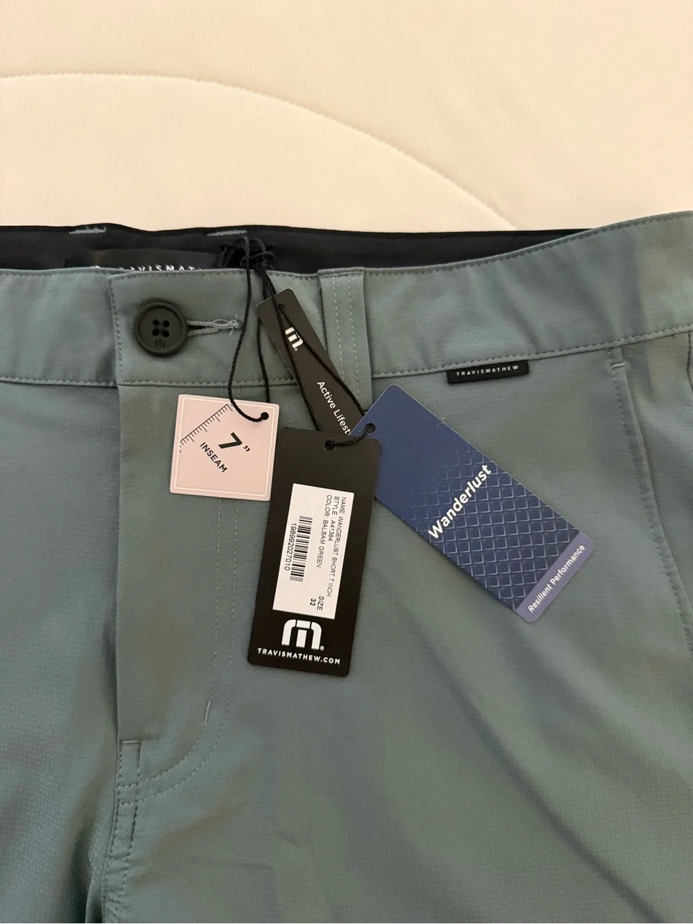 Travis Mathew Wanderlust Shorts 7” Size 32